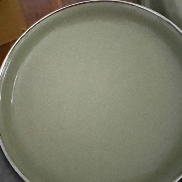 Vintage avacdo Olive Green Enamelware Fry Pan with Black Trim, White Interior - Picture 13 of 16